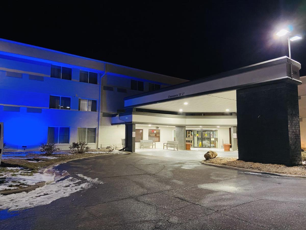 Wingate By Wyndham Lincoln Airport East Hotel Luaran gambar