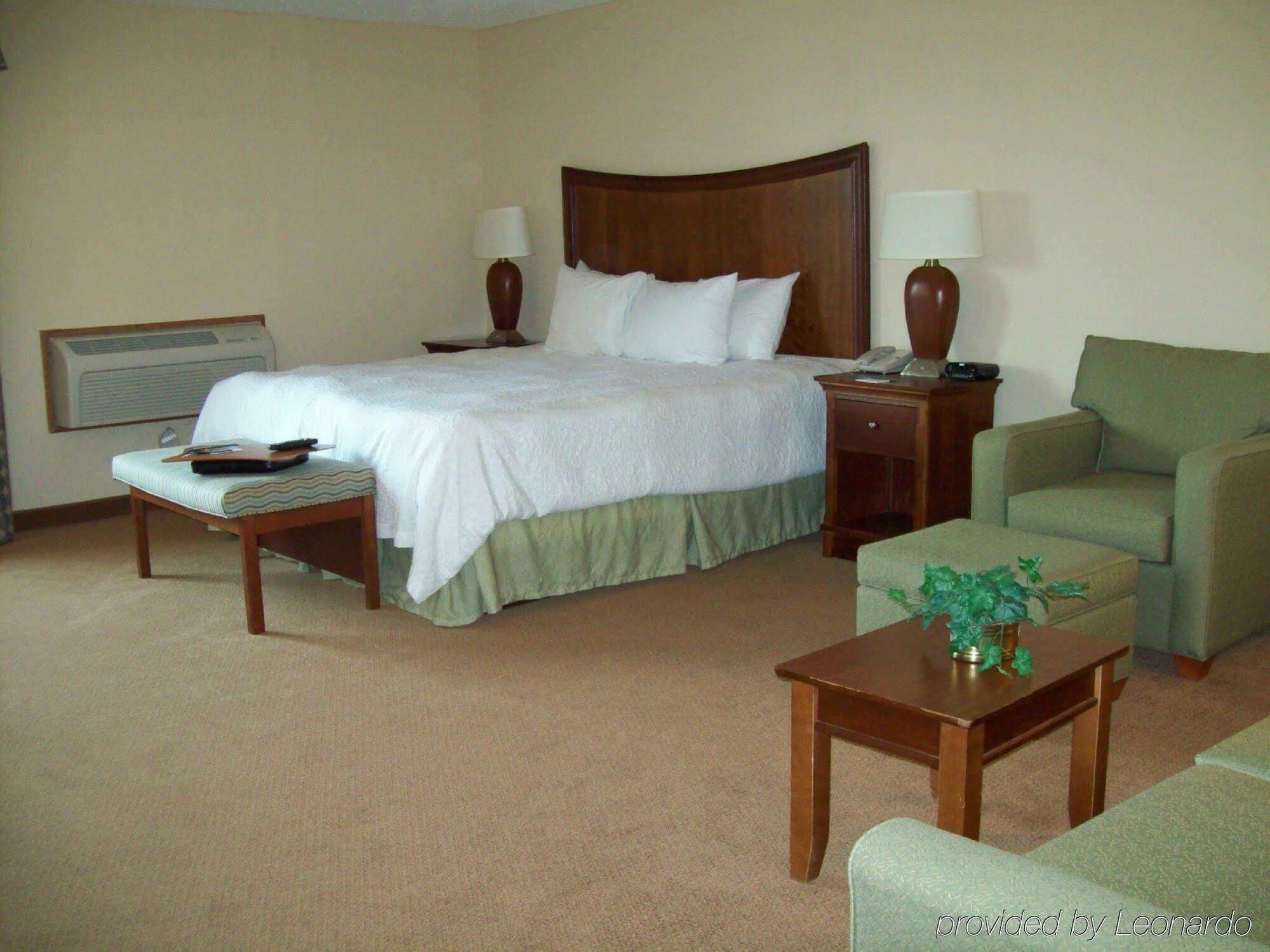 Wingate By Wyndham Lincoln Airport East Hotel Luaran gambar
